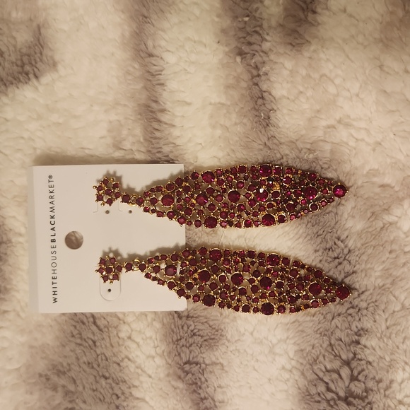 White and Black Market beautiful Earrings - Picture 2 of 2